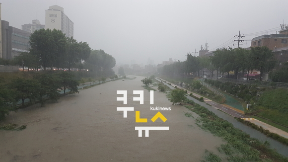 서울 동부간선도로 통행 재개…청계천·잠수교는 통제 계속