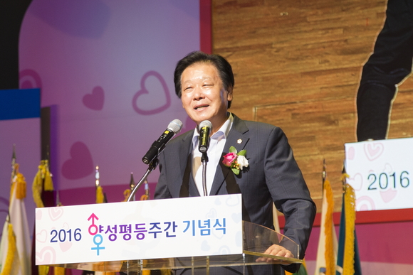 [인터뷰] 김응규 경북도의회 의장 “300만 도민에게 힘이 되는 의회가 최우선”