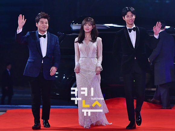 박보검-김지원-전현무, 사람들 속에서 빛나는 외모
