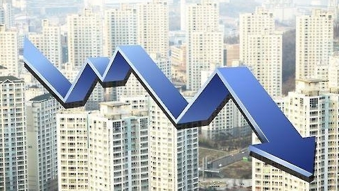부동산 규제 확대, 서울 아파트 매수 급감…강남 매매가 최대 4000만원 하락