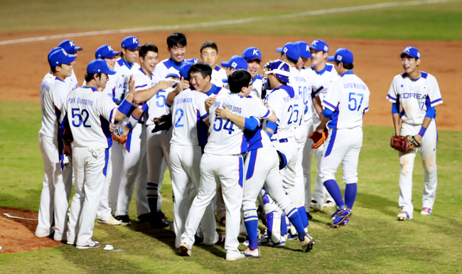 한국 야구, 일본 꺾고 금메달 획득