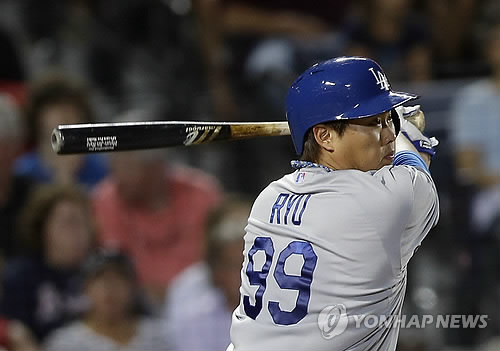 류현진 “4번타자 출신” 투수 3안타 올해 MLB 첫 진기록