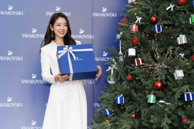 박신혜 '크리스마스를 함께 보내고 싶은 배우'