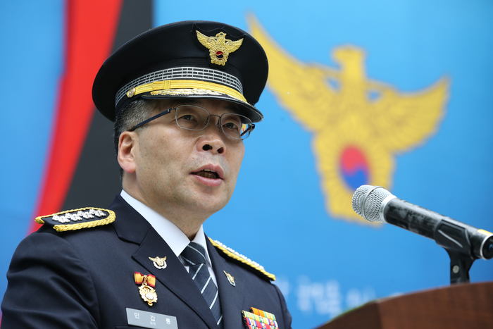 경찰청장 “YG 마약 의혹 철저히 재수사할 것”