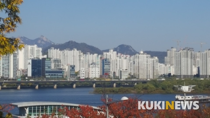 서울 아파트값 20주 연속 오름세…“매물 부족 지역 위주 상승”