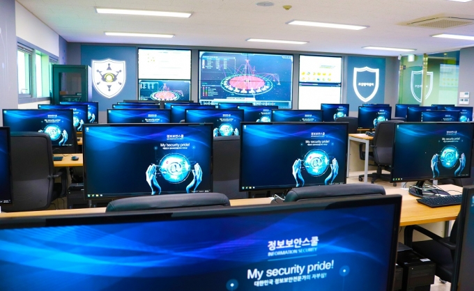 한국IT직업전문학교 컴퓨터정보과, 프로젝트 학습 통해 실전과 같은 수업환경