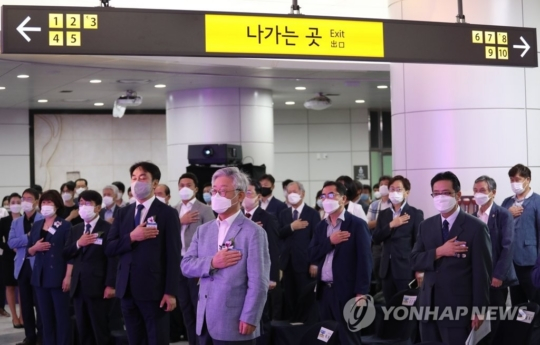 ‘의전 논란’ 이재명 “왜곡보도, 언론에 엄중책임 물을 것”