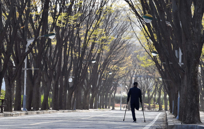 결정장애, 절름발이…당신도 일상적으로 차별하고 있나요