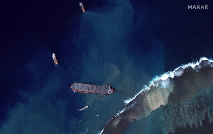 위성으로 본 모리셔스 '일본 선박 기름 유출'