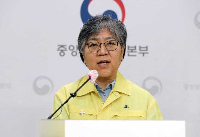 정은경 “거리두기 1단계 조정에 따라 재개한 시설·장소, 집단감염 발생 주의”