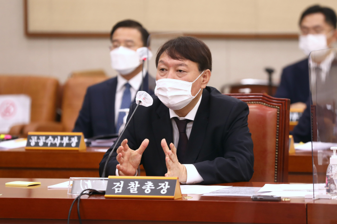 윤석열 “장관부하 아냐” 발언에...“그럼 친구냐” 여당·추미애 발끈 