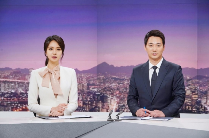 “코멘테이터 도입” 달라지는 JTBC ‘뉴스룸’