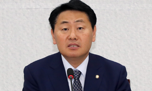 [총선]김관영 의원 4.15 총선 군산 선거 판 '쥐락' '펴락'... '3선 와락'