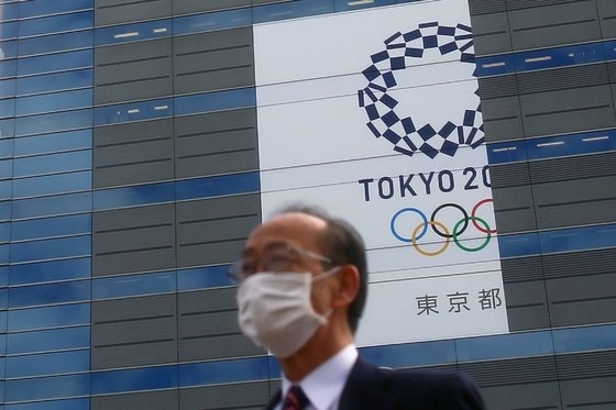 분노한 메달리스트들 “IOC 올림픽 개최 강행은 무책임한 태도”
