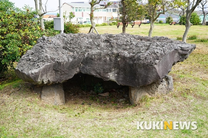 제주도에서 1년...삼양동 검은모래해변, 원당봉 그리고 선사유적지