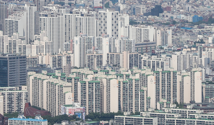 부동산114 “아파트값 2008년금융위기와 닮은꼴...서울·수도권 하락할 것”