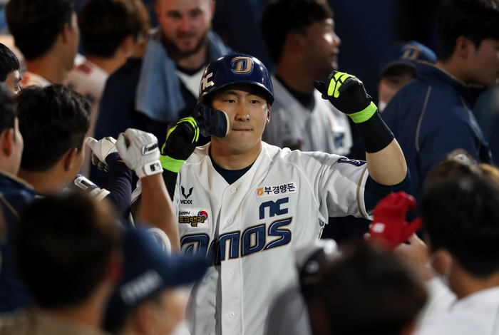 ESPN 캐스터 “KBO, 일본과 달라… 이런 스타일 야구가 좋아”