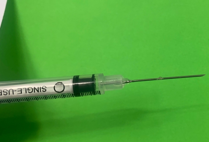 코로나19 백신 접종 LDS 주사기 이물질…인체 유입 가능성 낮아