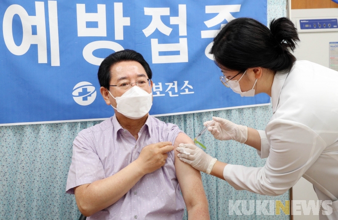 김영록 전남지사 코로나 백신 2차 접종