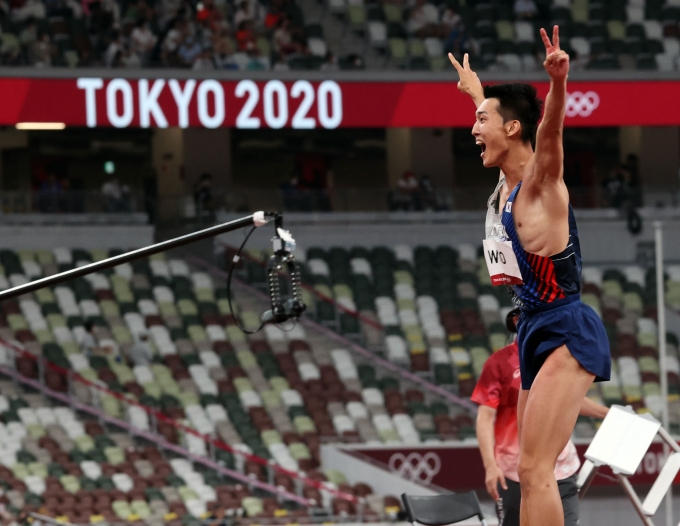 김연경과 마지막 춤을… 배구 대표팀의 꿈만 같던 시간 [올림픽 되감기①] 