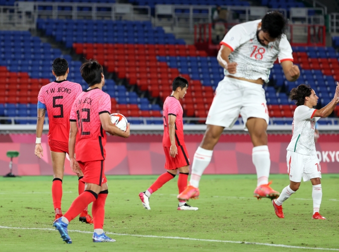 한국 FIFA 랭킹 36위 제자리걸음…아시아 1위는 이란