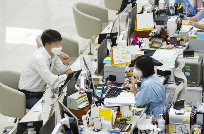  금융당국, 가계부채 불길 진화 나섰으나…갭투자 구멍 여전 