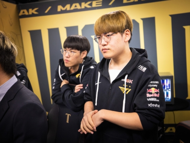 구마유시-오너, 재계약 이유 묻자 “T1을 사랑하니까요” [LCK] 