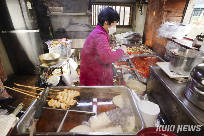 그 떡볶이, 우리는 계속 먹고싶다 [철거되는 서울의 추억①] 