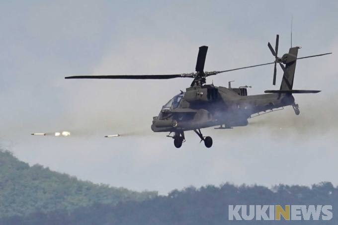 K2전차·아파치 헬기 등 총출동... 육군 대규모 화력시범 [화보]