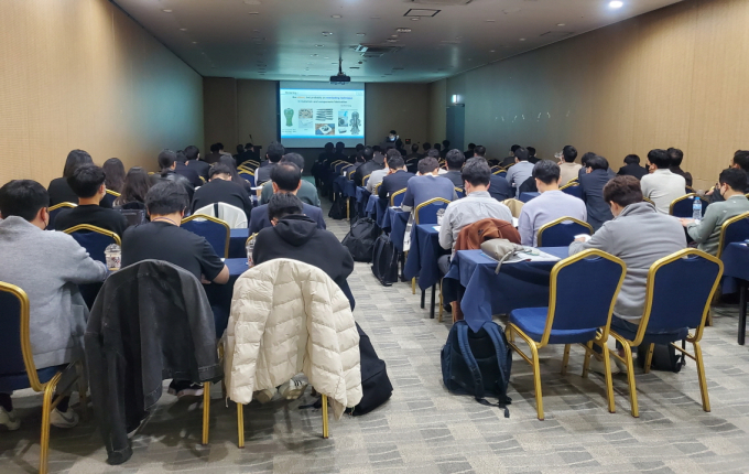 경남교육청, 서울교육청·서울대 사범대학과 미래교육 인공지능 공개 토론회 개최 [교육소식]