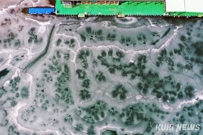 [쿠키포토] 한파가 그려낸 “북한강 겨울 수묵화 展”
