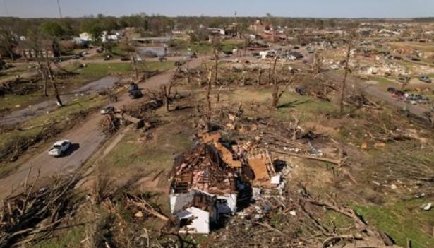 “마을이 사라졌다”… 미시시피 할퀸 토네이도에 최소 26명 사망