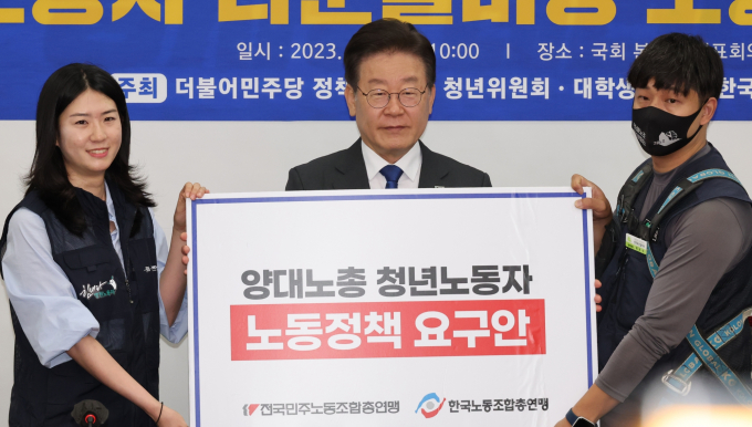 청년 못 잡으면 ‘폭망’…선거 때만 오르는 2030 몸값