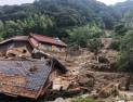 산사태에 무너진 주택… 일본 ‘기록적 폭우’에 4명 사망