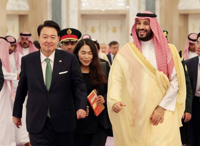 尹대통령 “한·사우디 비전 2030…메가 프로젝트”