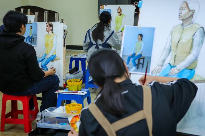 [포토] 대학  정시모집 미술실기시험 치르는 한남대 수험생들