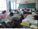 '남녀 포개 앉고 키스까지' 中 교실붕괴 이정도라니…