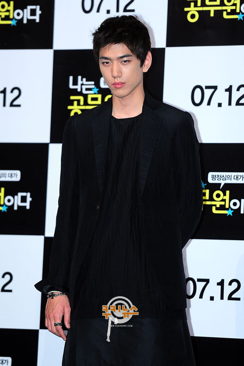 무서운이야기2' 성준 “촬영 중 3m높이서 추락” 무서운이야기2' 성준 “촬영 중 3M높이서 추락”