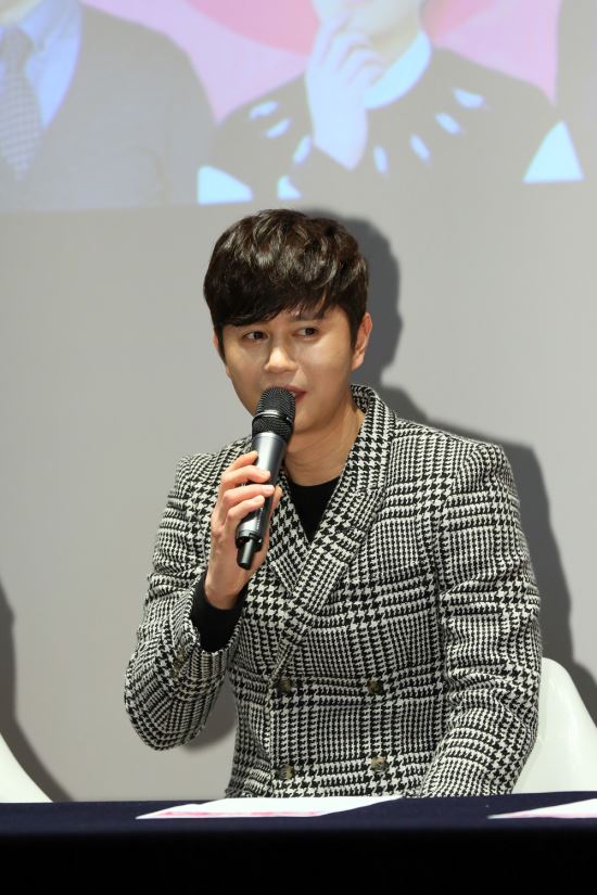 나홀로 연애중' 김민종 “결혼보단 연애…내년엔 결혼하고 싶어” 나홀로 연애중' 김민종 “결혼보단 연애…내년엔 결혼하고 싶어”