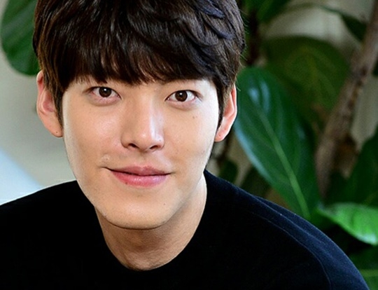 '비인두암' 김우빈 근황 공개…