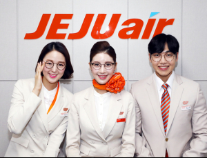 제주항공, 객실승무원 안경착용·네일아트 허용한다