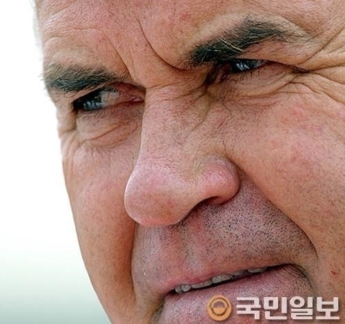 거스 히딩크 전 감독 “러시아월드컵, 놀랄 일 벌어지지 않을 것”