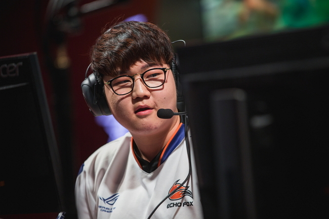 [NA LCS] ‘후니’ 허승훈, 정글러로 출전… 경기는 판정승으로 마무리