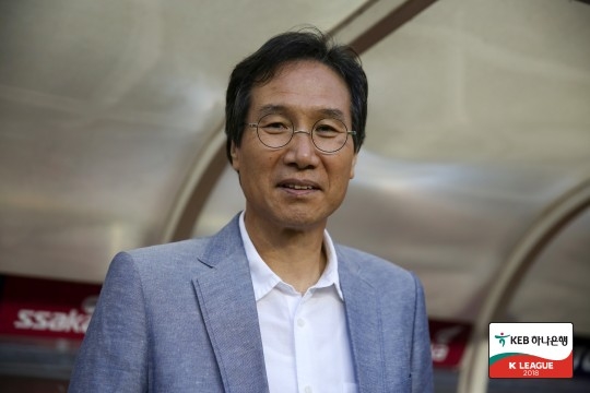 최순호 감독. 사진=한국프로축구연맹