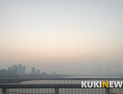 [오늘날씨] 전국 미세먼지 기승…중부지방 산발적 비