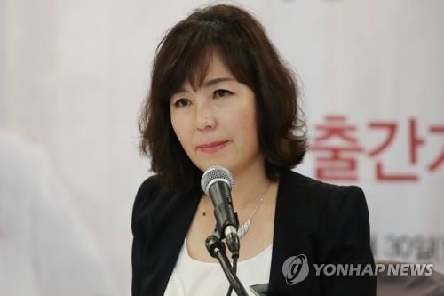 “심상대 성추행 폭로 맞느냐”는 질문에… 공지영 “맞다, 끔찍함 생생”