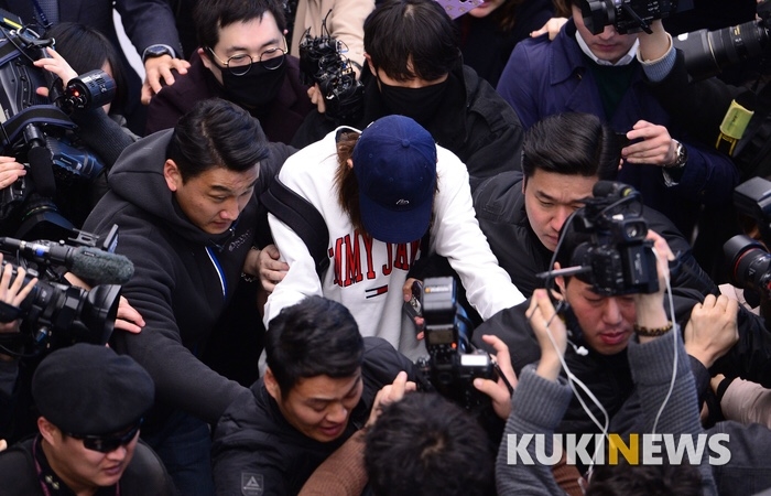 [친절한 쿡기자] ‘불법 촬영’ 수사만 세 번째 정준영, 이번엔 결과 다를까