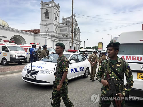 스리랑카 폭발 사건 배후 추측 분분…민족갈등vs종교적 이유