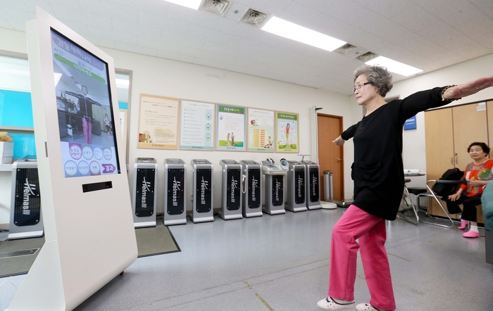 용인시, 인공지능(AI) 어르신 건강관리 도우미 개발