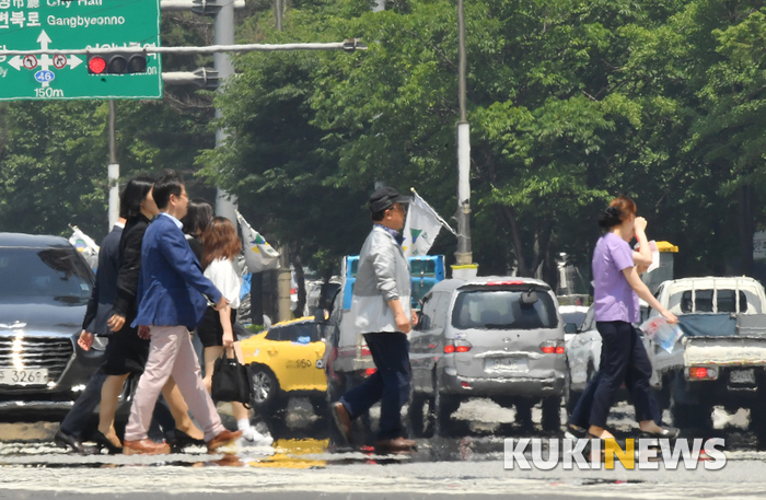 [날씨] 전국 맑은 가운데 대구·경상도 폭염 주의